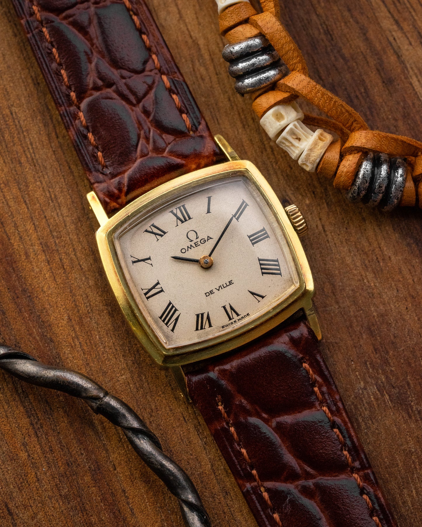 Omega De Ville Mini "Square-Cushion" Roman dial Gold Ref. 511.204 (Cal. 620)