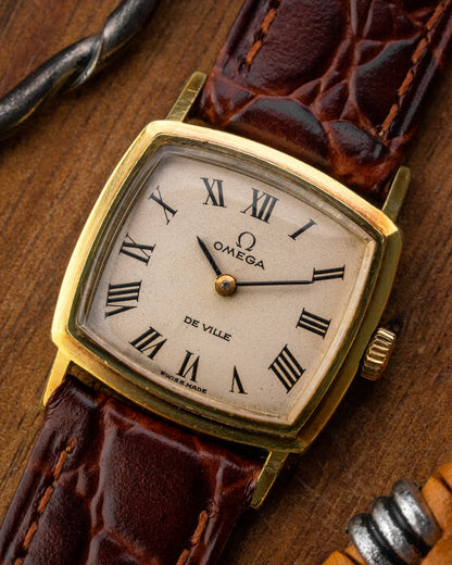 Omega De Ville Mini "Square-Cushion" Roman dial Gold Ref. 511.204 (Cal. 620)