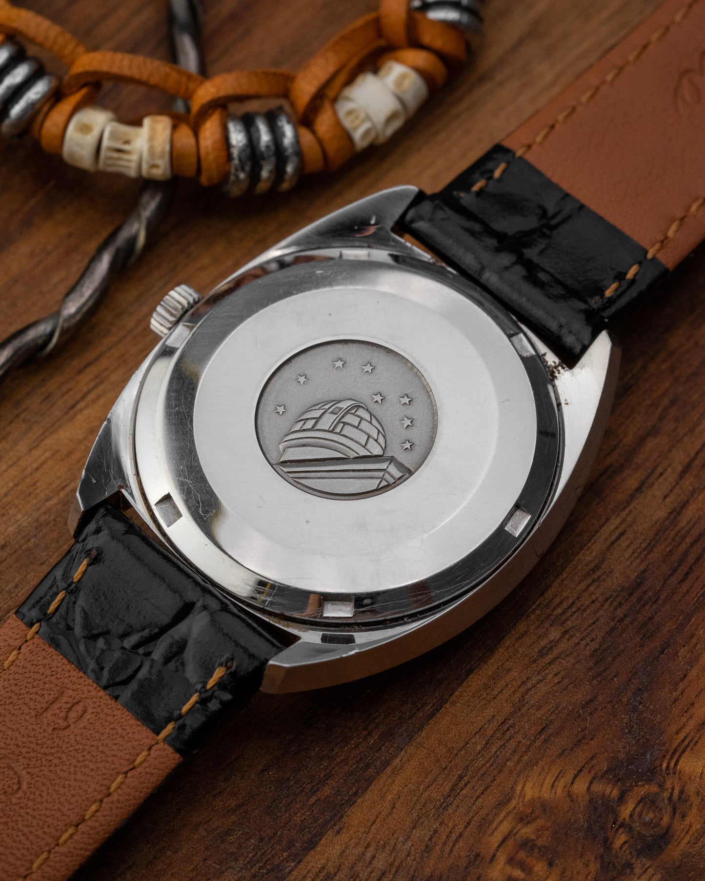 Omega Constellation Chronometer "C-shape" Linen dial Ref. 168.017 (Cal. 564)