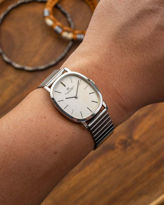 IWC "Ellipse" Linen dial Ref. 2586 (Cal. 423)
