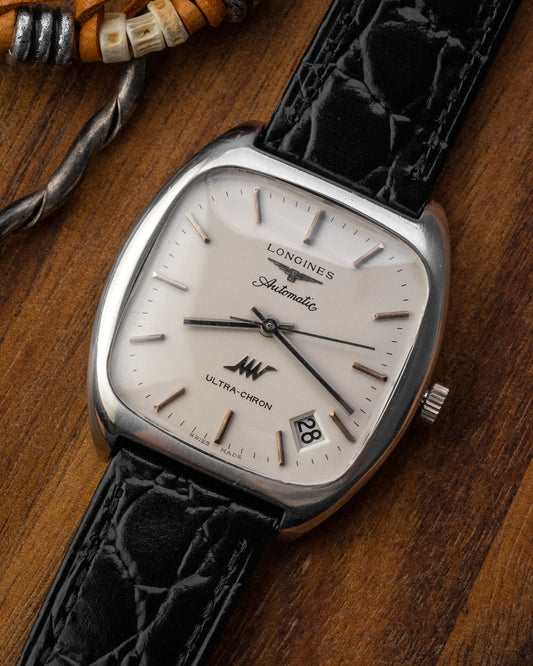 Longines Ultra-Chron “Square-Cushion” Automatic Date Ref. 8418-1 (Cal. 431)