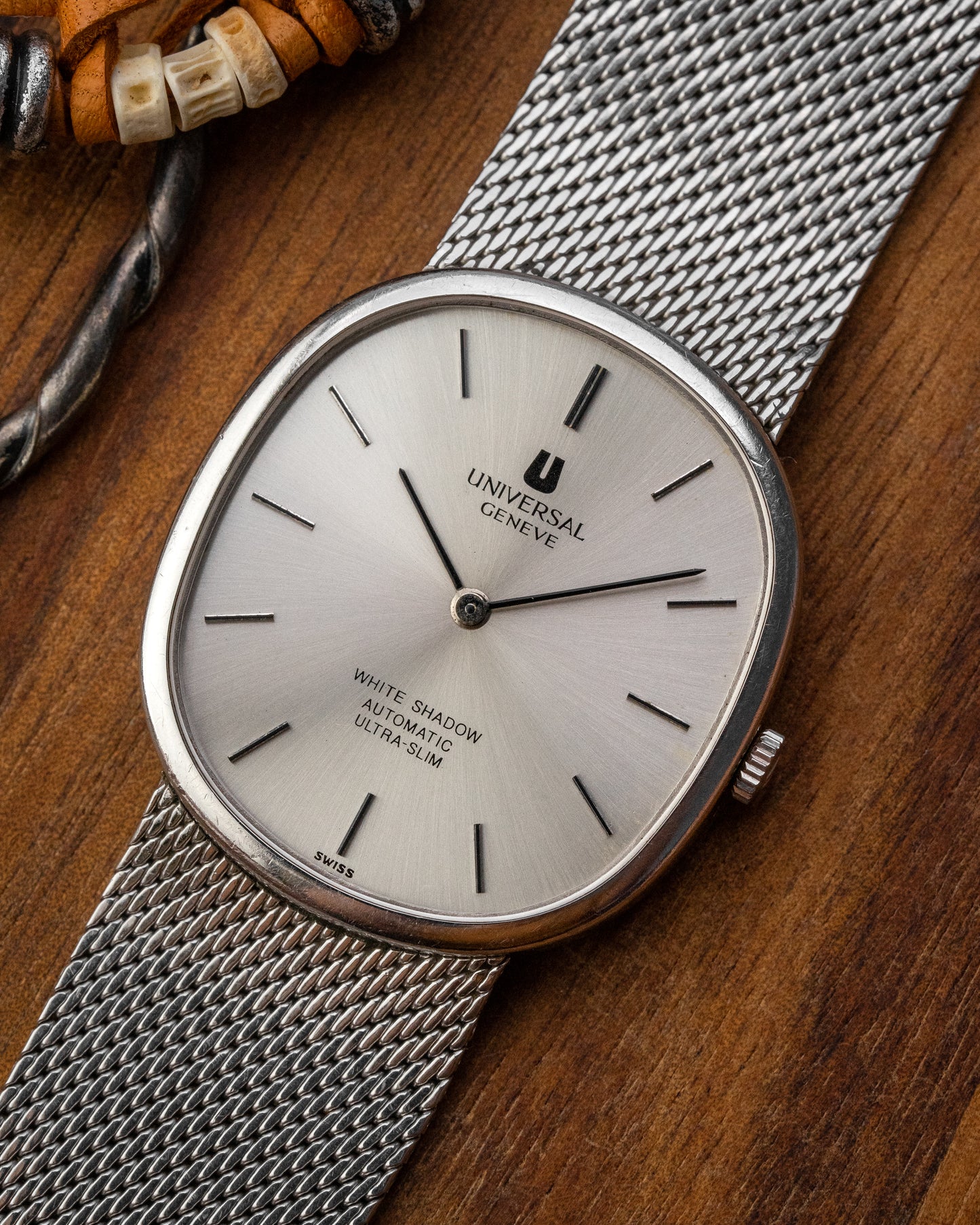 Universal Geneve White Shadow "Ellipse" Ultra-Slim Ref. 866104 (Cal. 2-66)
