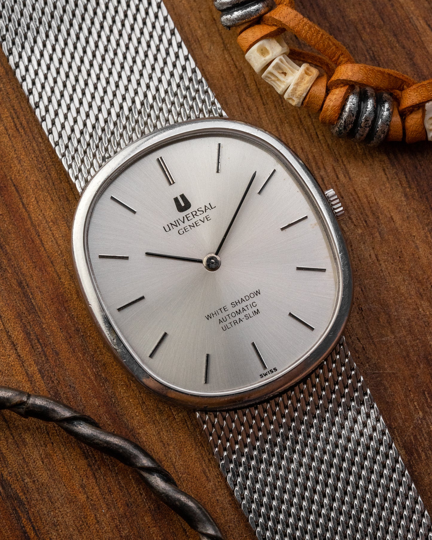 Universal Geneve White Shadow "Ellipse" Ultra-Slim Ref. 866104 (Cal. 2-66)