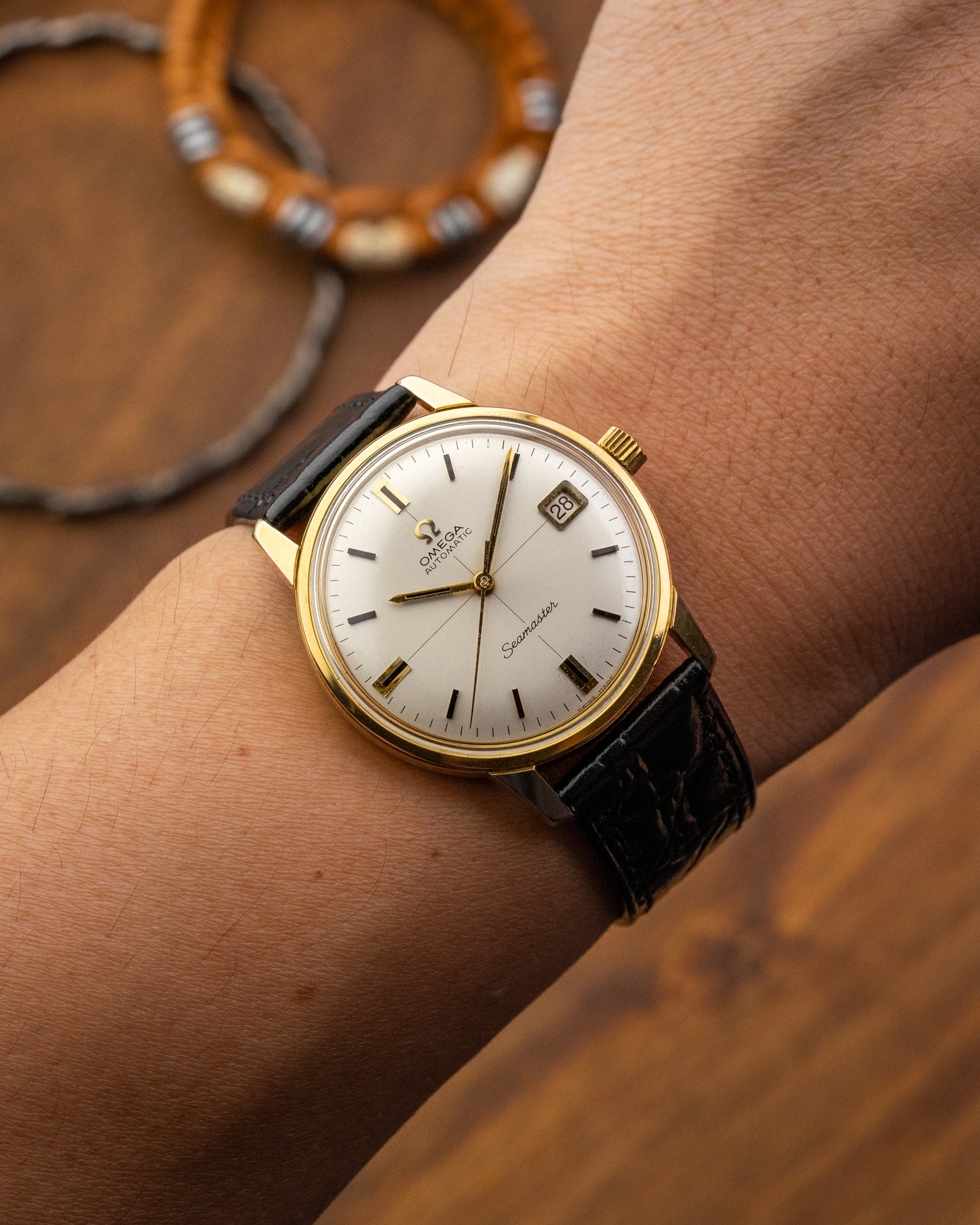 Omega Seamaster Automatic Date Crosshair dial Gold Ref. 166.002 (Cal. 565)