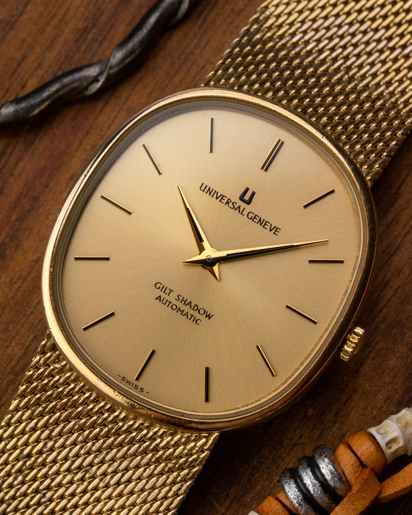 Universal Geneve Gilt Shadow "Ellipse" Ultra-Thin Gold Ref. 566049 (Cal. 2-66)