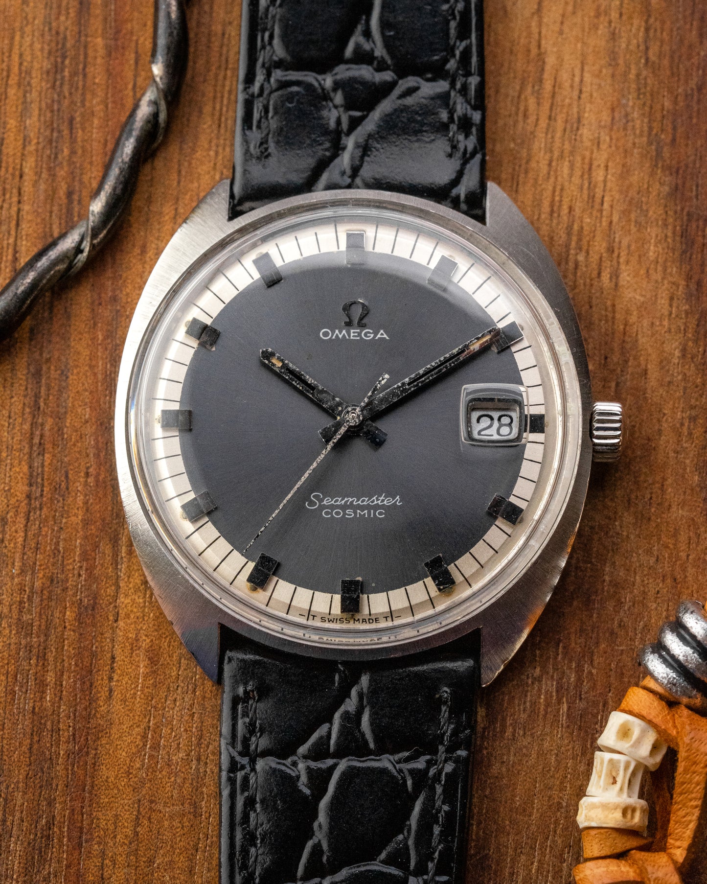 Omega Seamaster Cosmic Date Grey dial Ref. 136.017 (Cal. 613)