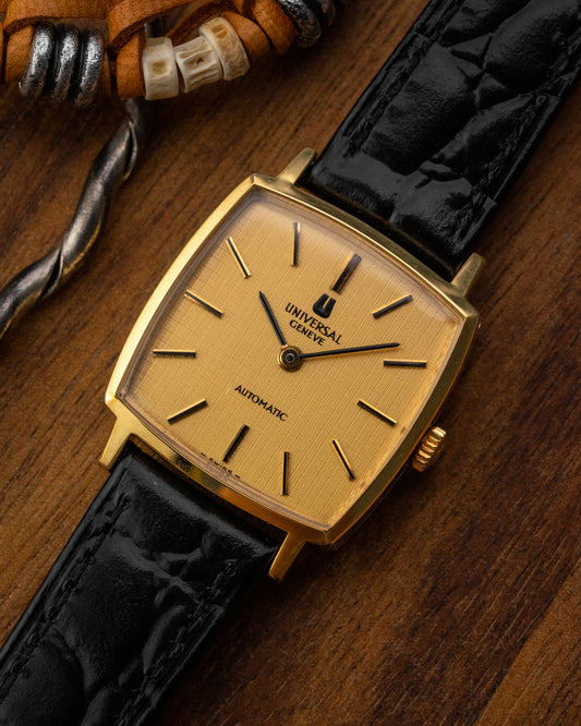 Universal Geneve Automatic "Square-Cushion" Linen dial Gold Ref. 528607
