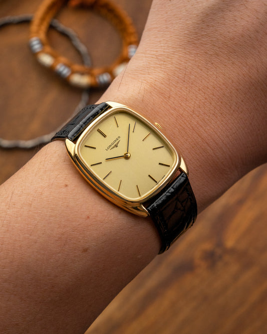 Longines "Cushion" Rectangular Gold Ref. 4448 (Cal. 847.4)