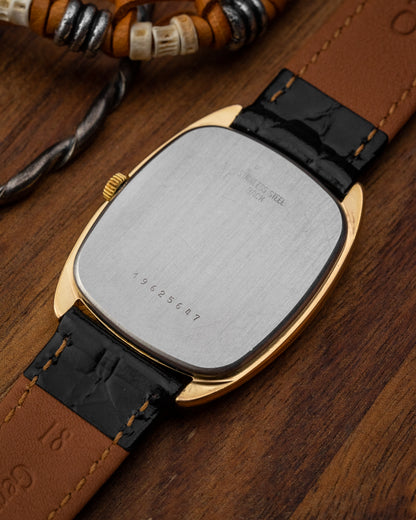 Longines "Cushion" Rectangular Gold Ref. 4448 (Cal. 847.4)