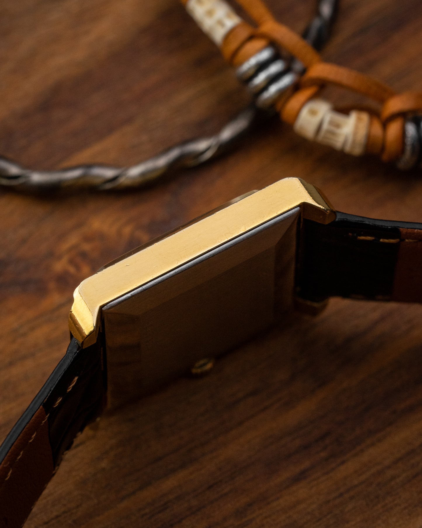 Longines Rectangular Gold Ref. 5049-2 (Cal. L847.4)