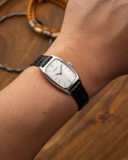IWC "Tonneau Allongée" Linen dial Ref. 4187 (Cal. 41)
