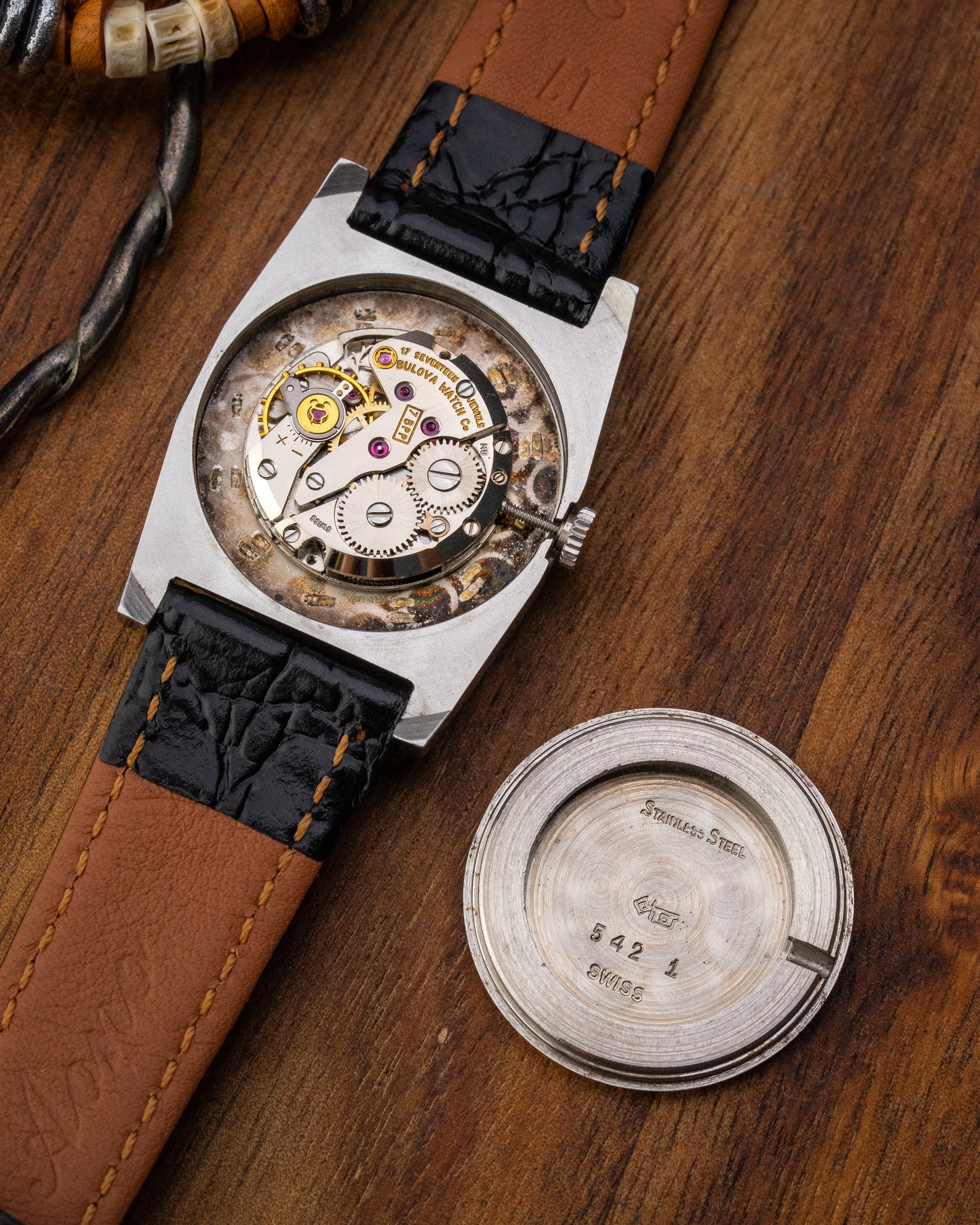 Bulova Octagonal Tonneau Ref. 542-1 (Cal. 7 BPP)