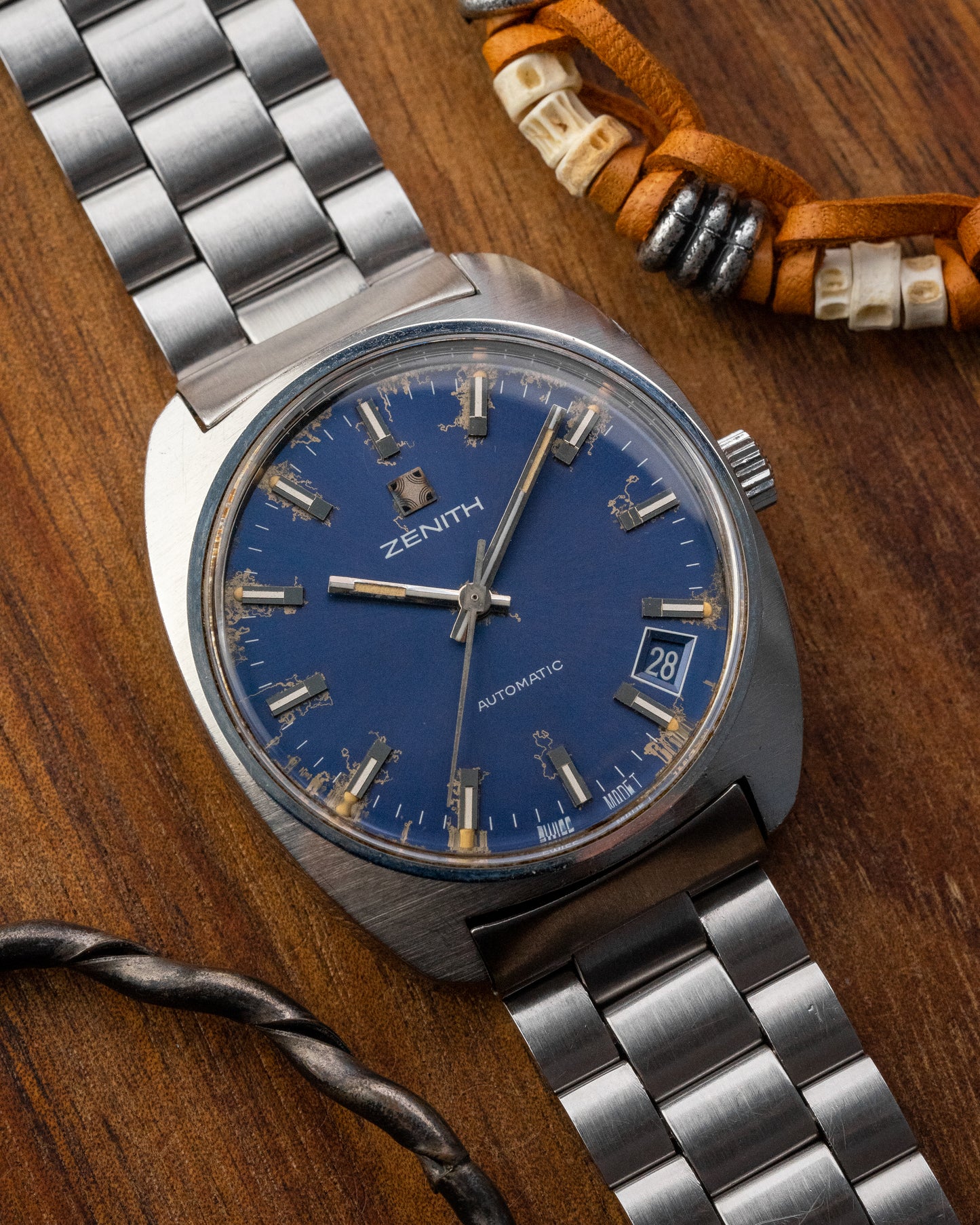 Zenith "Surf" Blue Dial Automatic Date Ref (Cal. 2572PC)