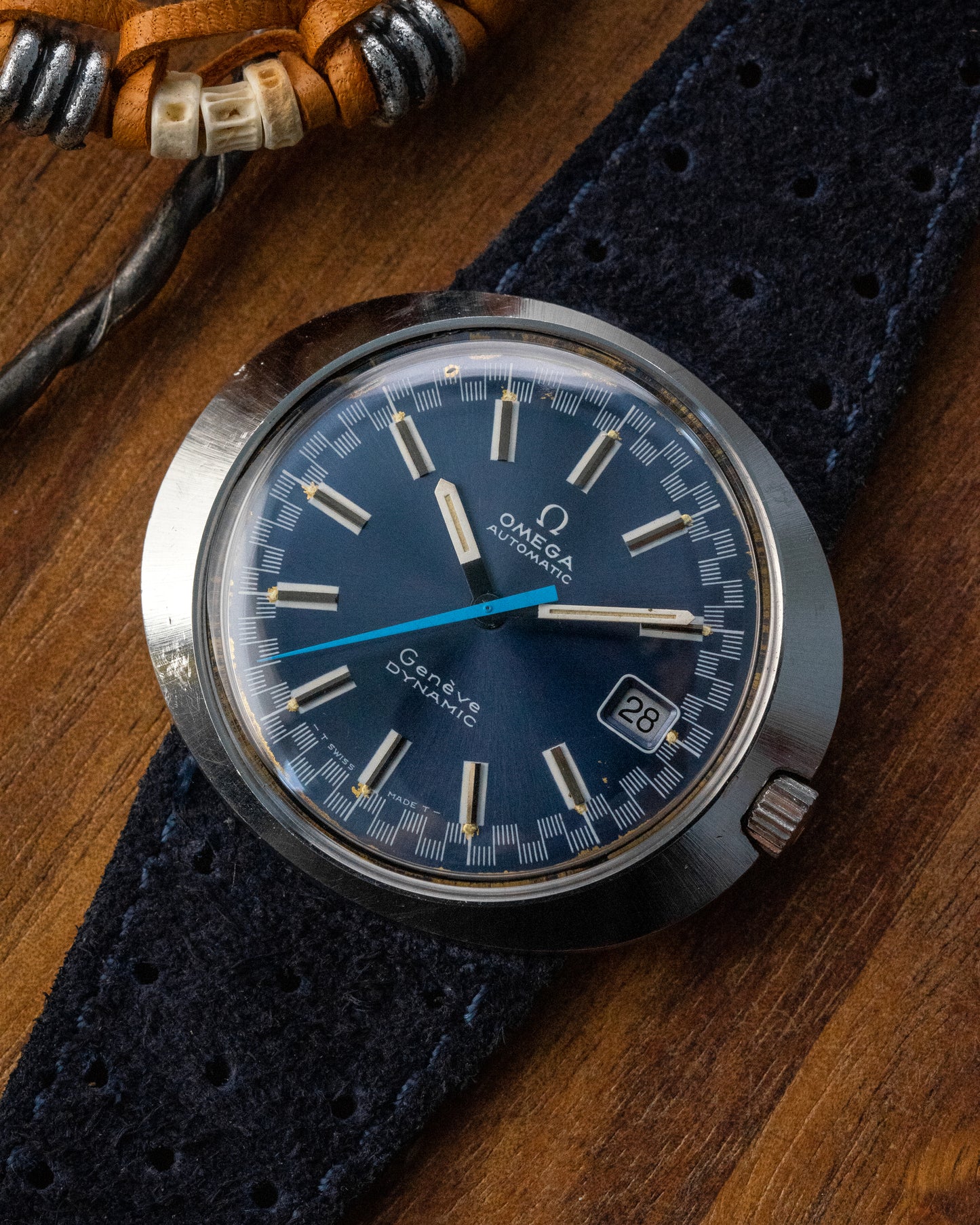 Omega Geneve Dynamic UFO Blue "Race Track" dial Ref. 166.039 (Cal. 563)