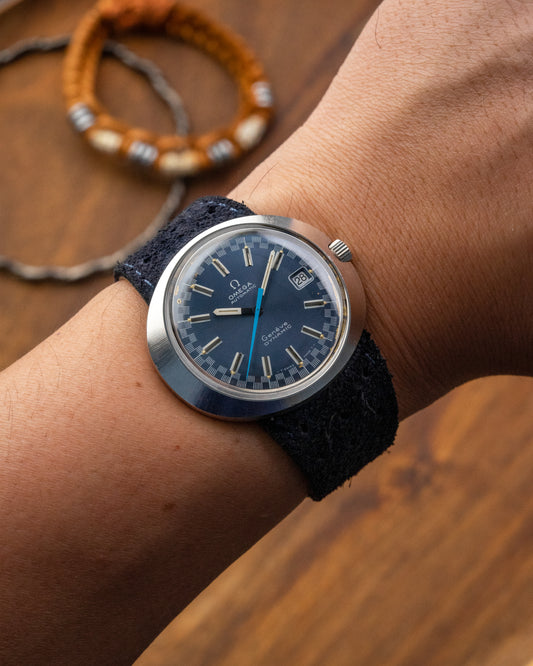 Omega Geneve Dynamic UFO Blue "Race Track" dial Ref. 166.039 (Cal. 563)