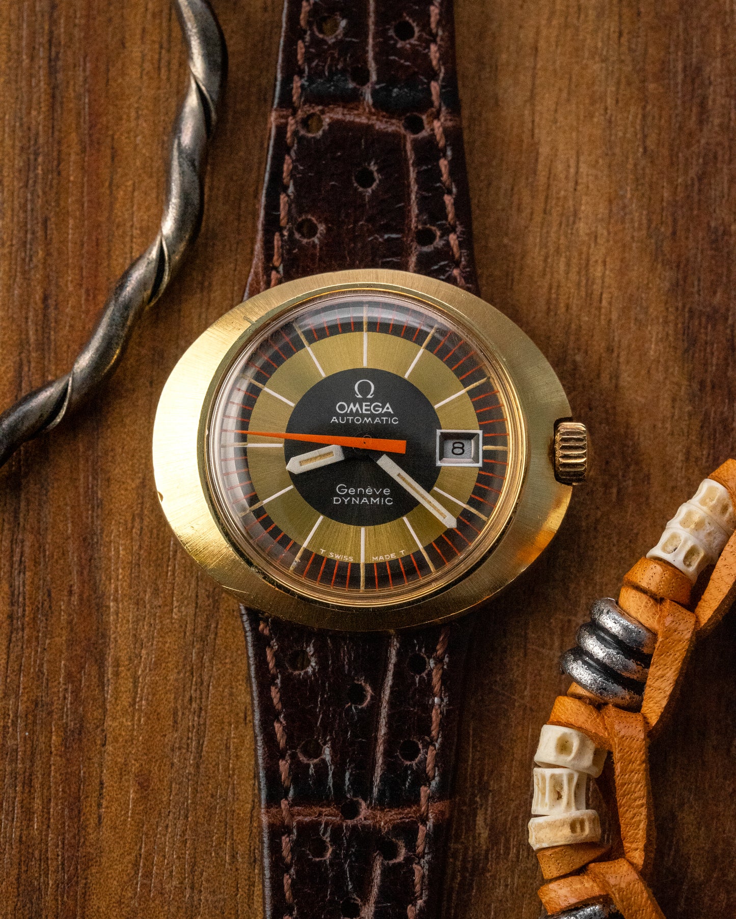 Omega Geneve Dynamic mini-UFO "Bulleyes" Gold Ref. 566.015 (Cal. 684)