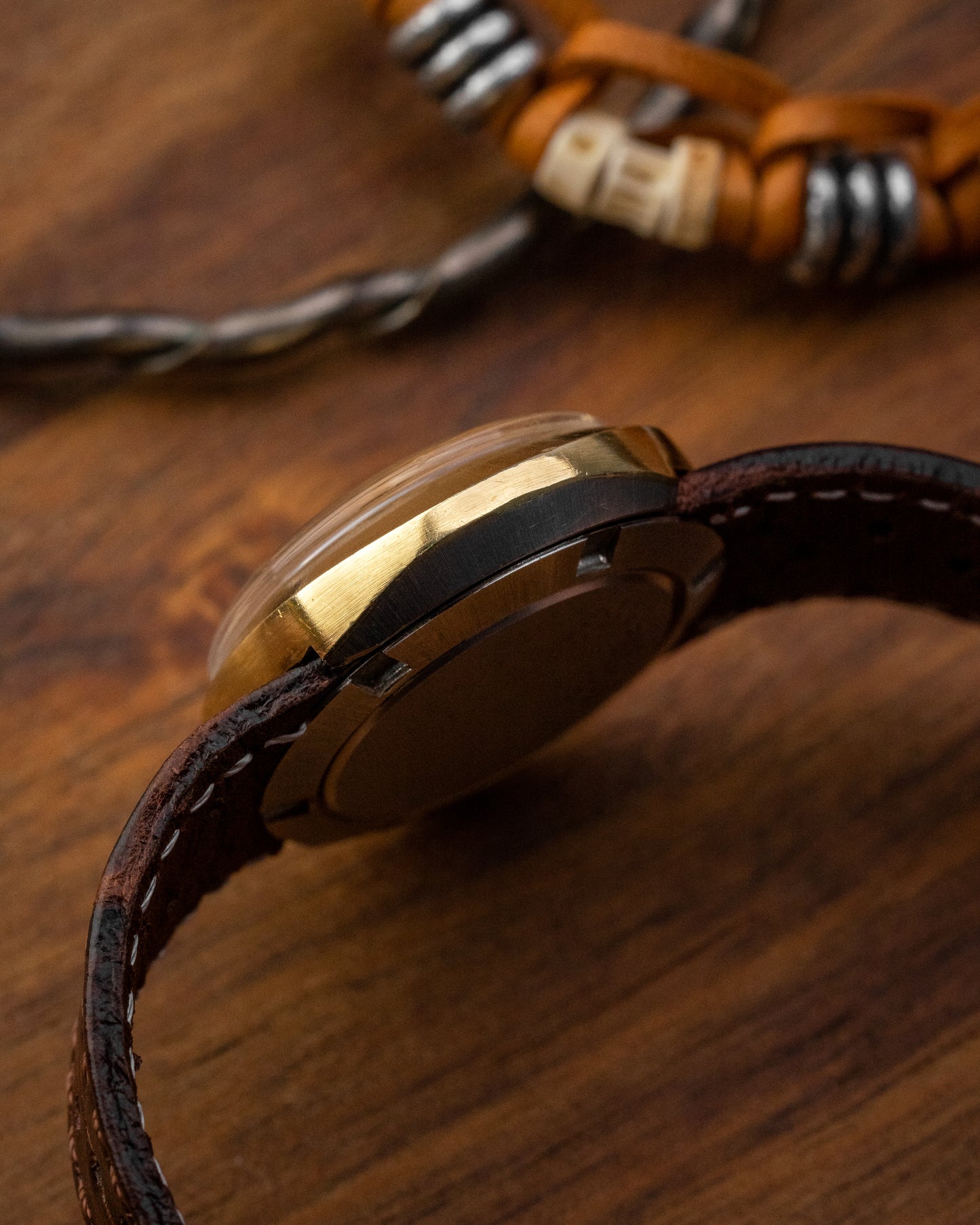 Omega Geneve Dynamic mini-UFO "Bulleyes" Gold Ref. 566.015 (Cal. 684)