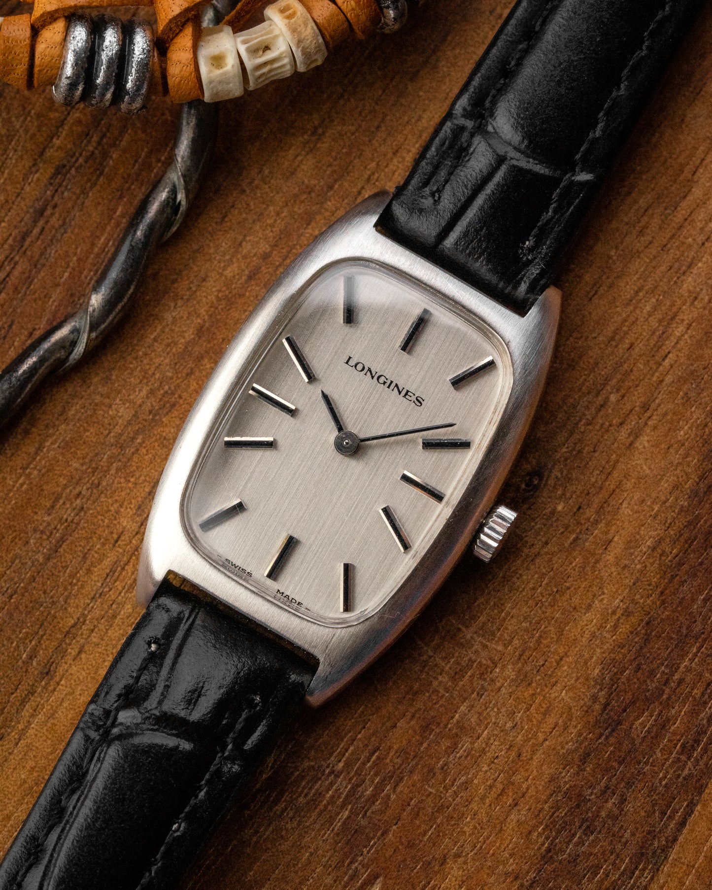 Longines "Tonneau Allongée" Ref. 1022-1 (Cal. 5601)