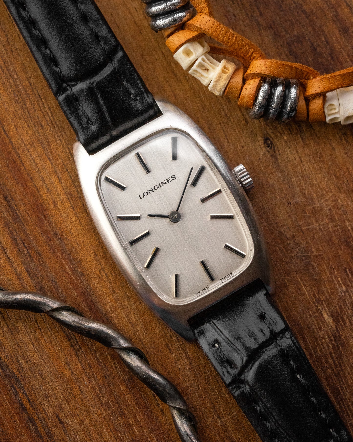 Longines "Tonneau Allongée" Ref. 1022-1 (Cal. 5601)