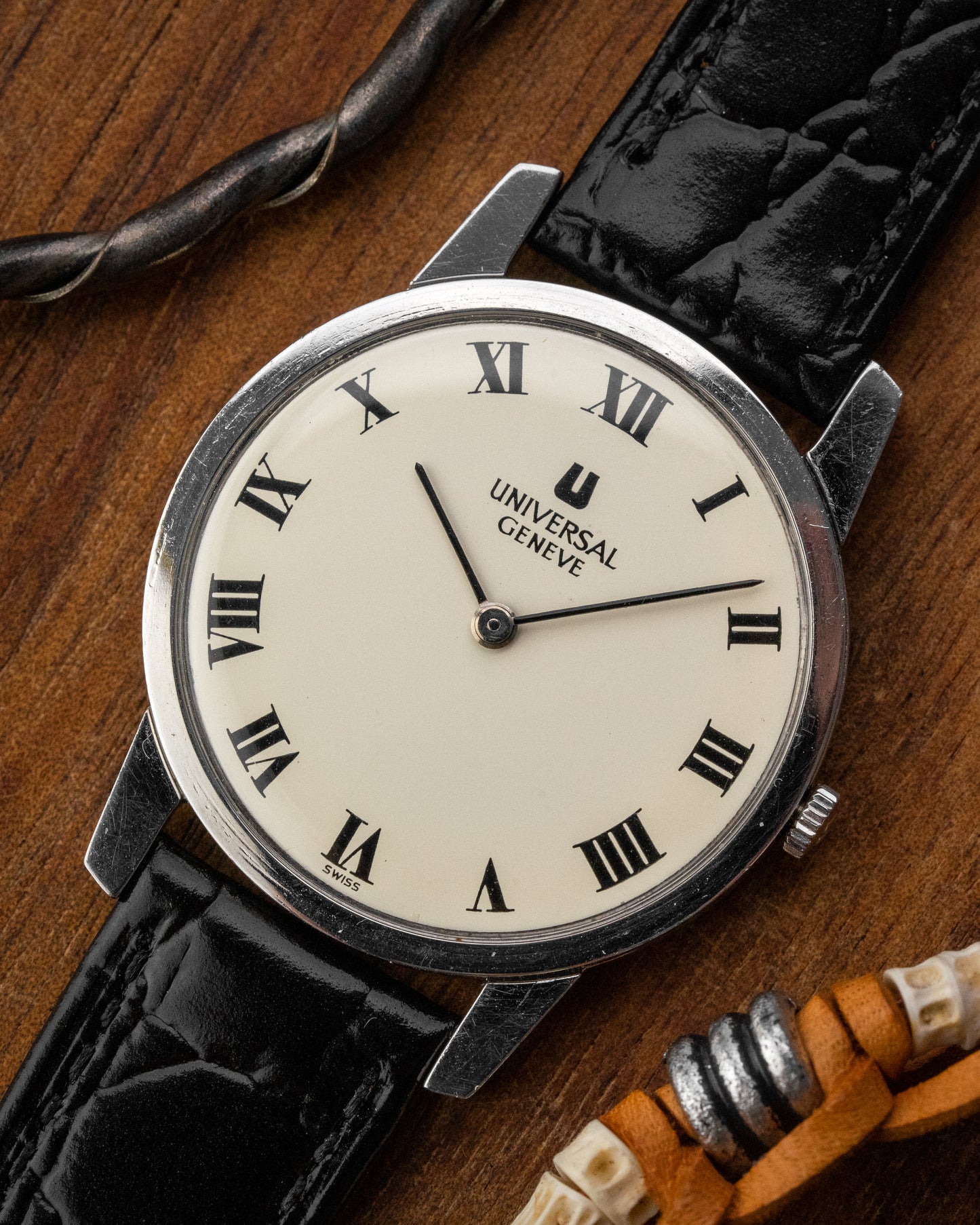 Universal Geneve "Ultra-Thin" Roman dial Ref. 842101 (Cal. 1-42)