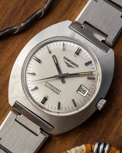 Longines Conquest "C-Shape" Automatic Date Ref. 1571 (Cal. L633.1)