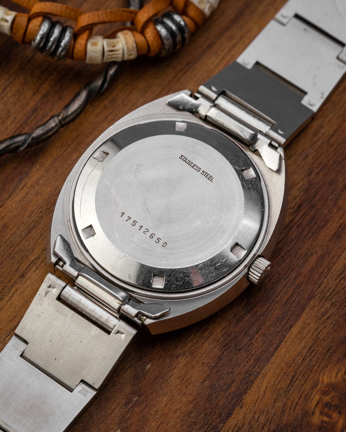 Longines Conquest "C-Shape" Automatic Date Ref. 1571 (Cal. L633.1)
