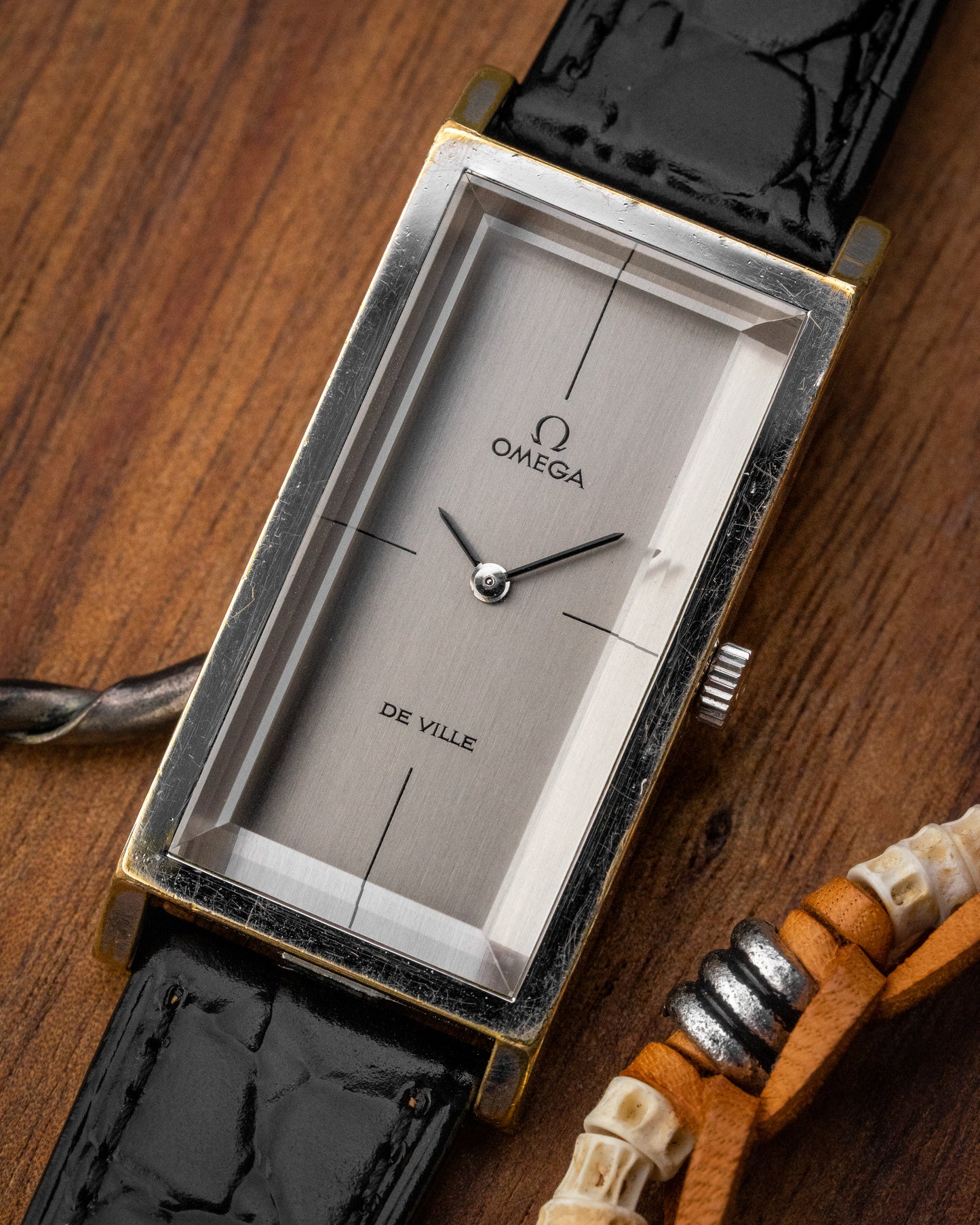 Omega De Ville "Elongated Verticale" Emerald Andrew Grima Ref. 5110377 (Cal. 620)