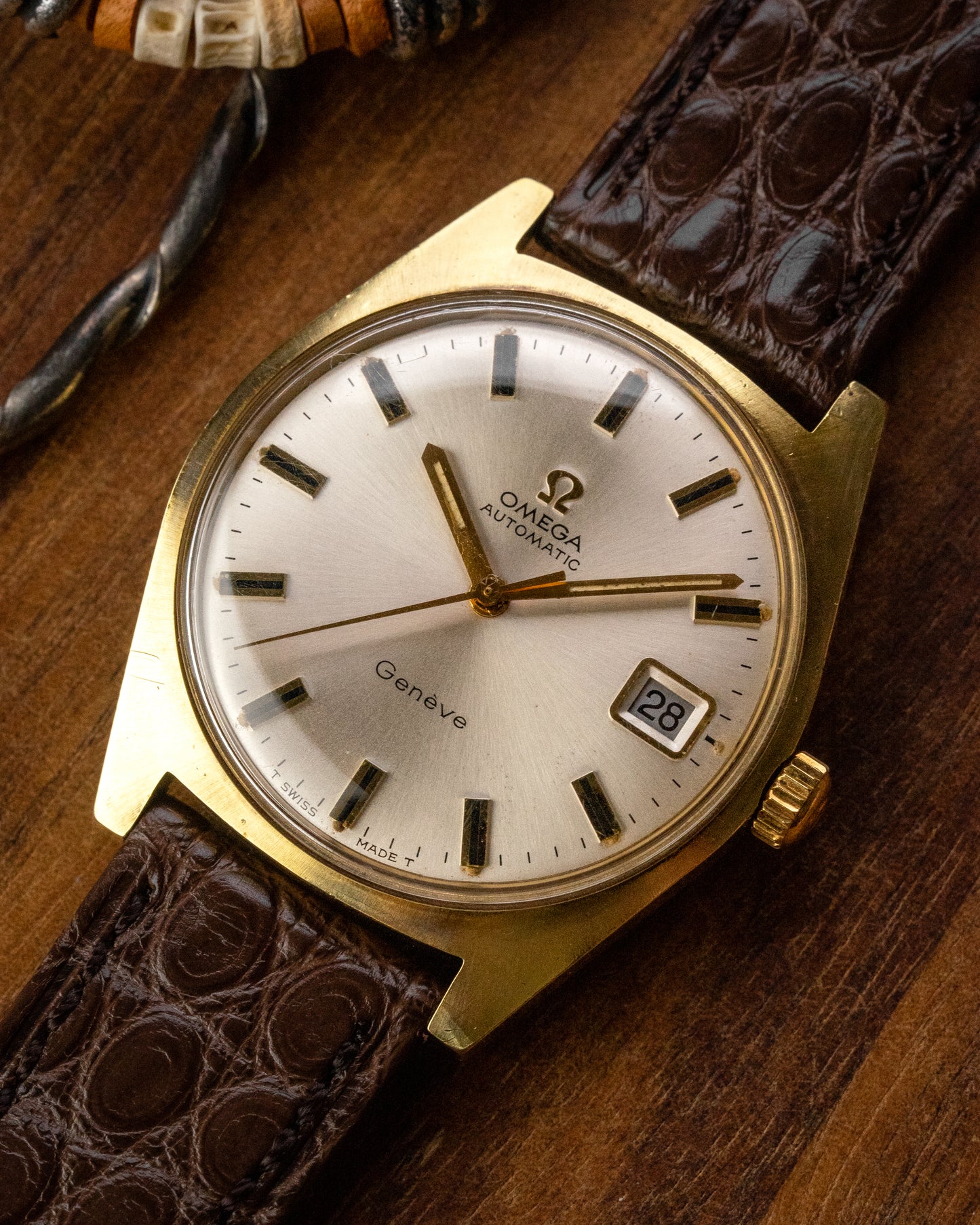 Omega Geneve "Waterproof" Automatic Date Gold Ref. 166.041 (Cal. 565)