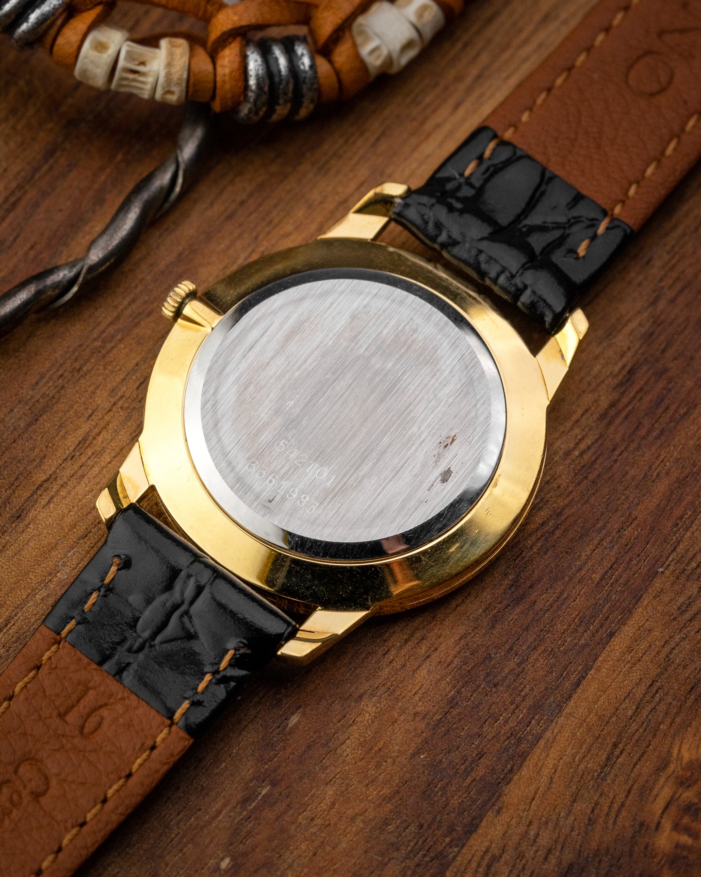 Universal Geneve "Ultra-Thin" Roman dial Gold Ref. 542101 (Cal. 1-42)