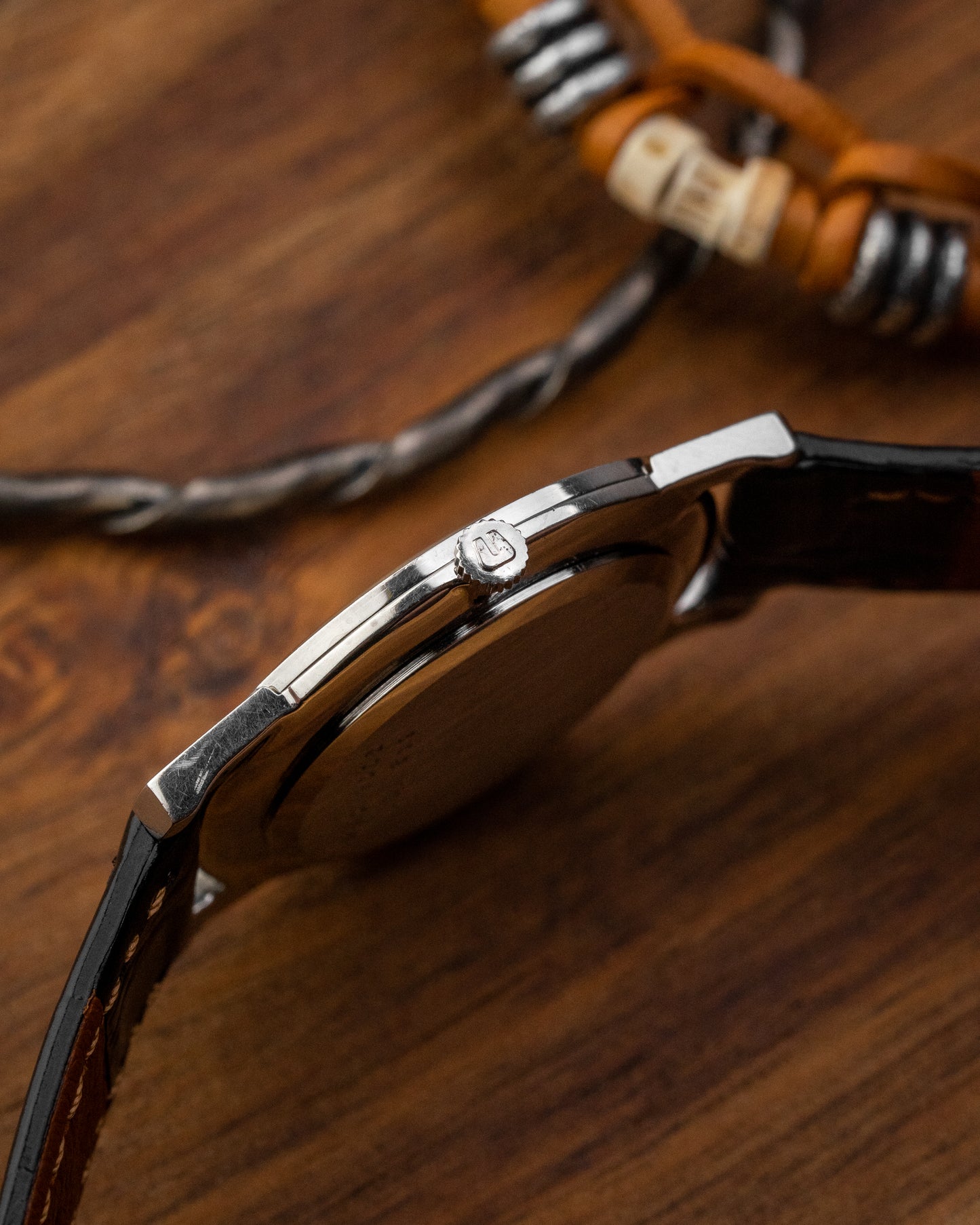 Universal Geneve Altesse "Ultra-Thin" Linen dial Ref. 842101 (Cal. 1-42)