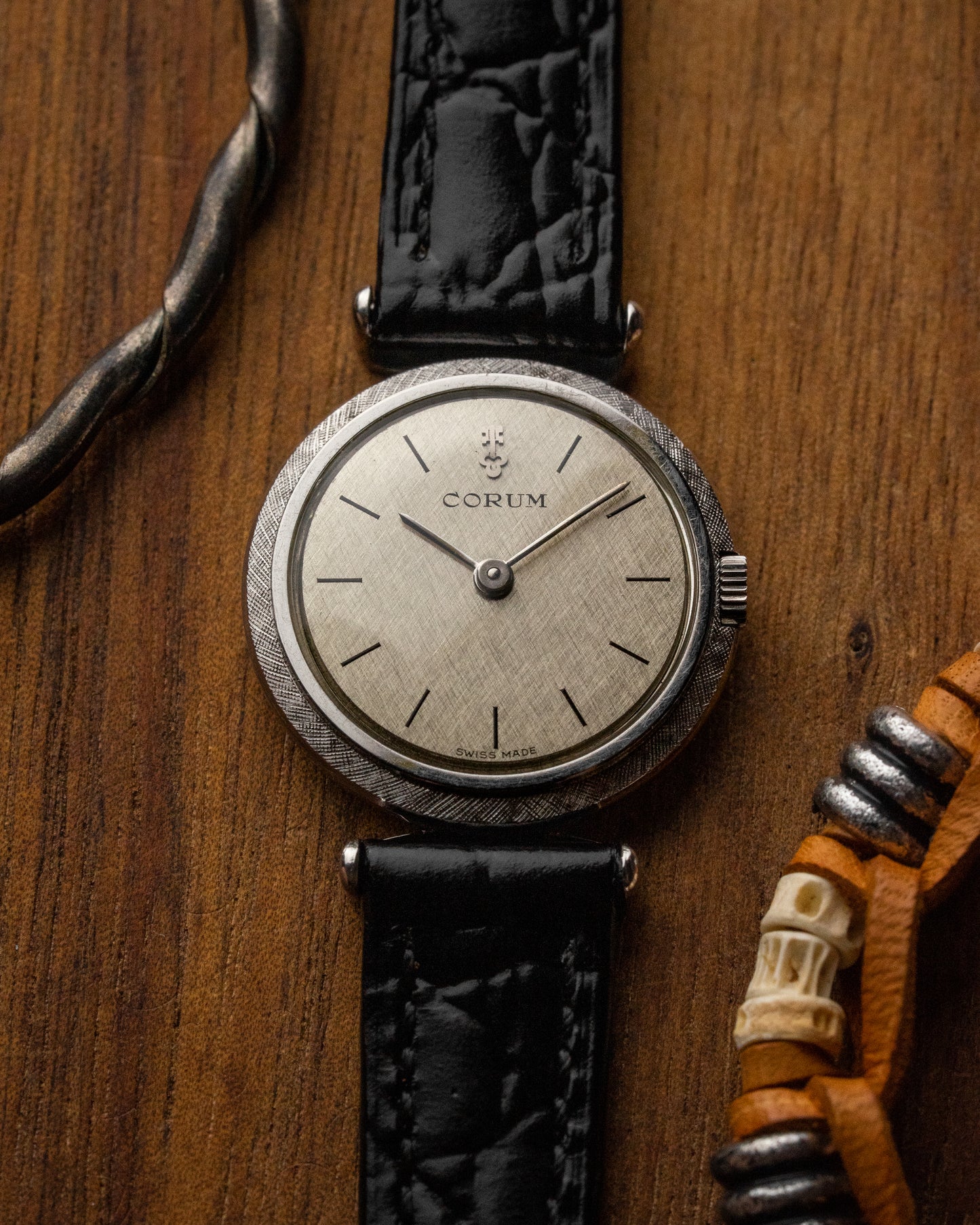Corum Guilloché Bezel Linen dial (Cal. Felsa 4122)