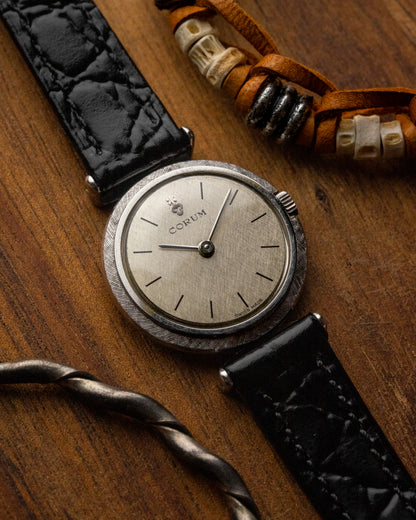 Corum Guilloché Bezel Linen dial (Cal. Felsa 4122)