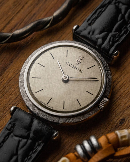 Corum Guilloché Bezel Linen dial (Cal. Felsa 4122)