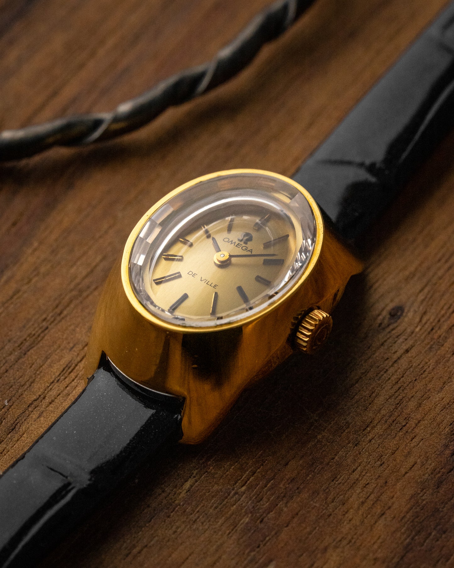 Omega De Ville Mini "Sycee" Gold Ref. 511.434 (Cal. 1070)