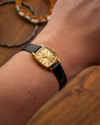 Longines Petite "Square Cushion" Gold Ref. 3000-1 (Cal. 5602)
