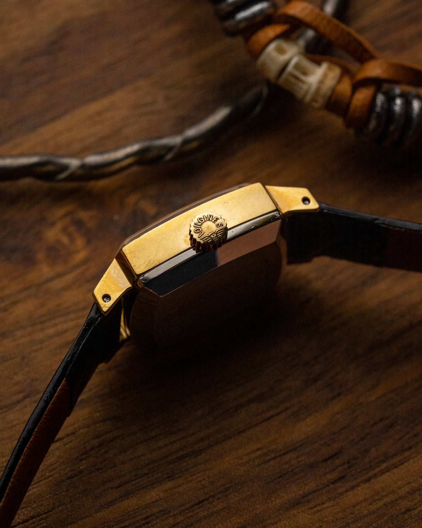 Longines Petite "Square Cushion" Gold Ref. 3000-1 (Cal. 5602)