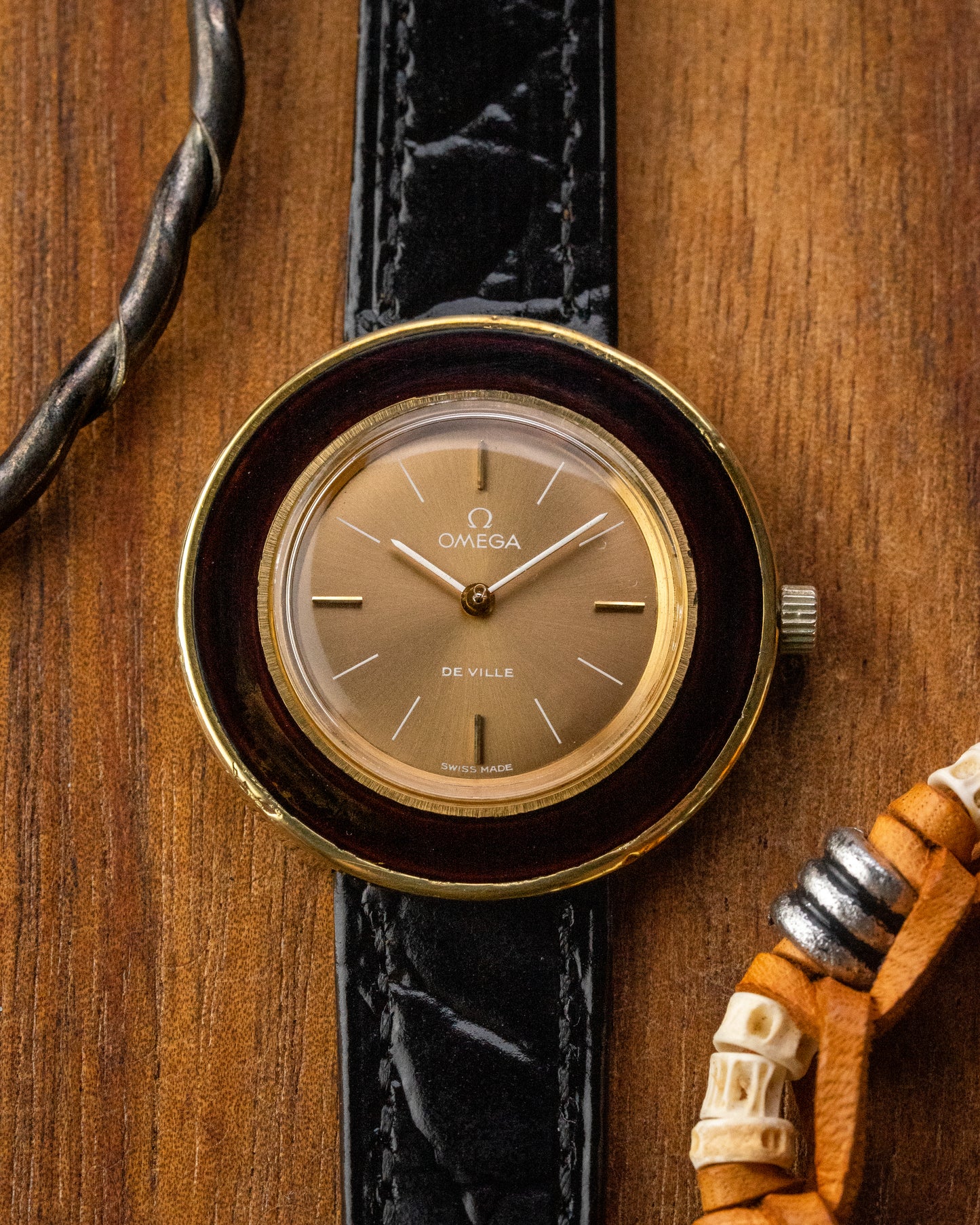 Omega De Ville “Bakelite Disco Volante” UFO Gold Ref. 515.0015 (Cal. 620)