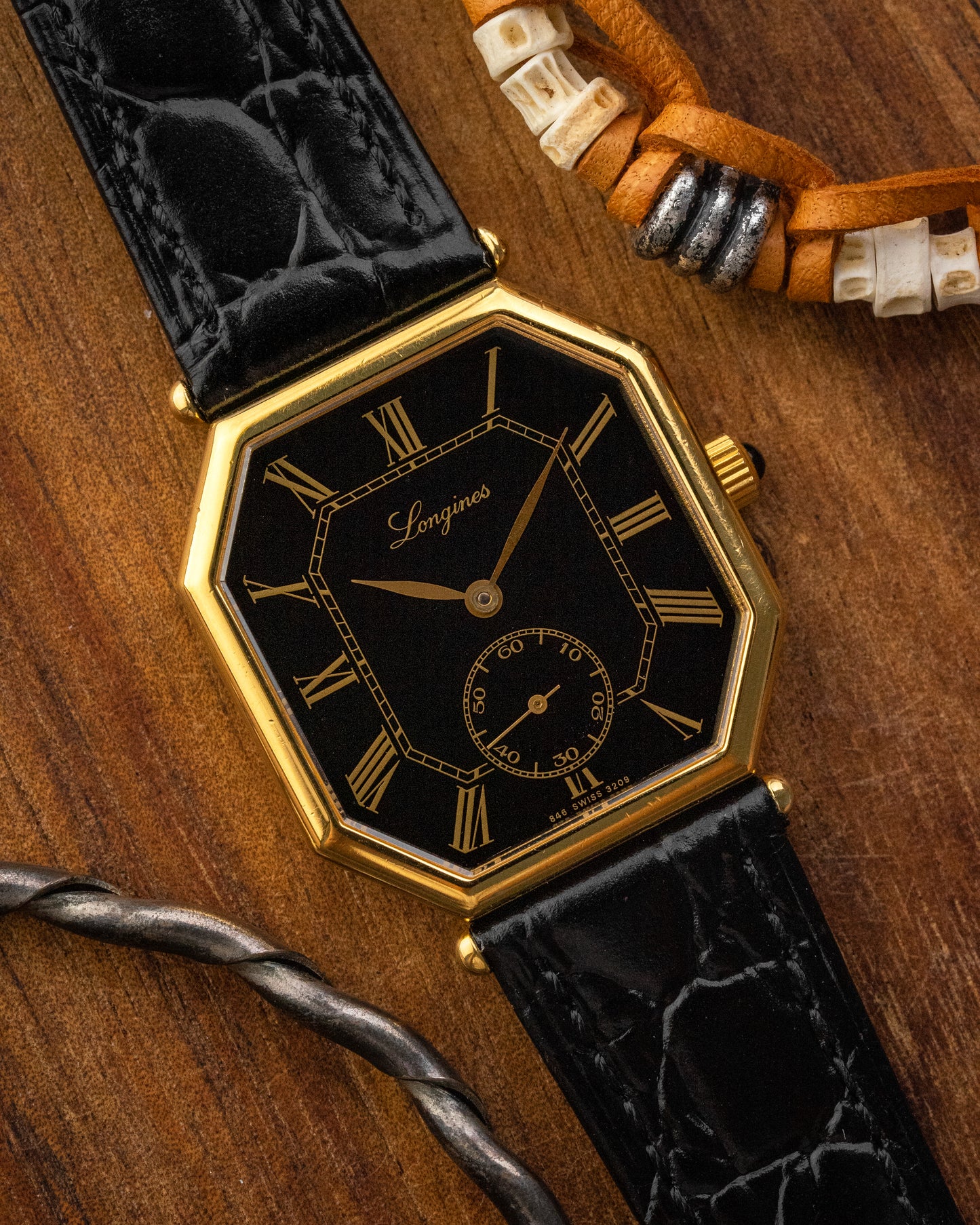 Longines Octagonal Black Roman dial Gold Ref. 3209 (Cal. 846.4)