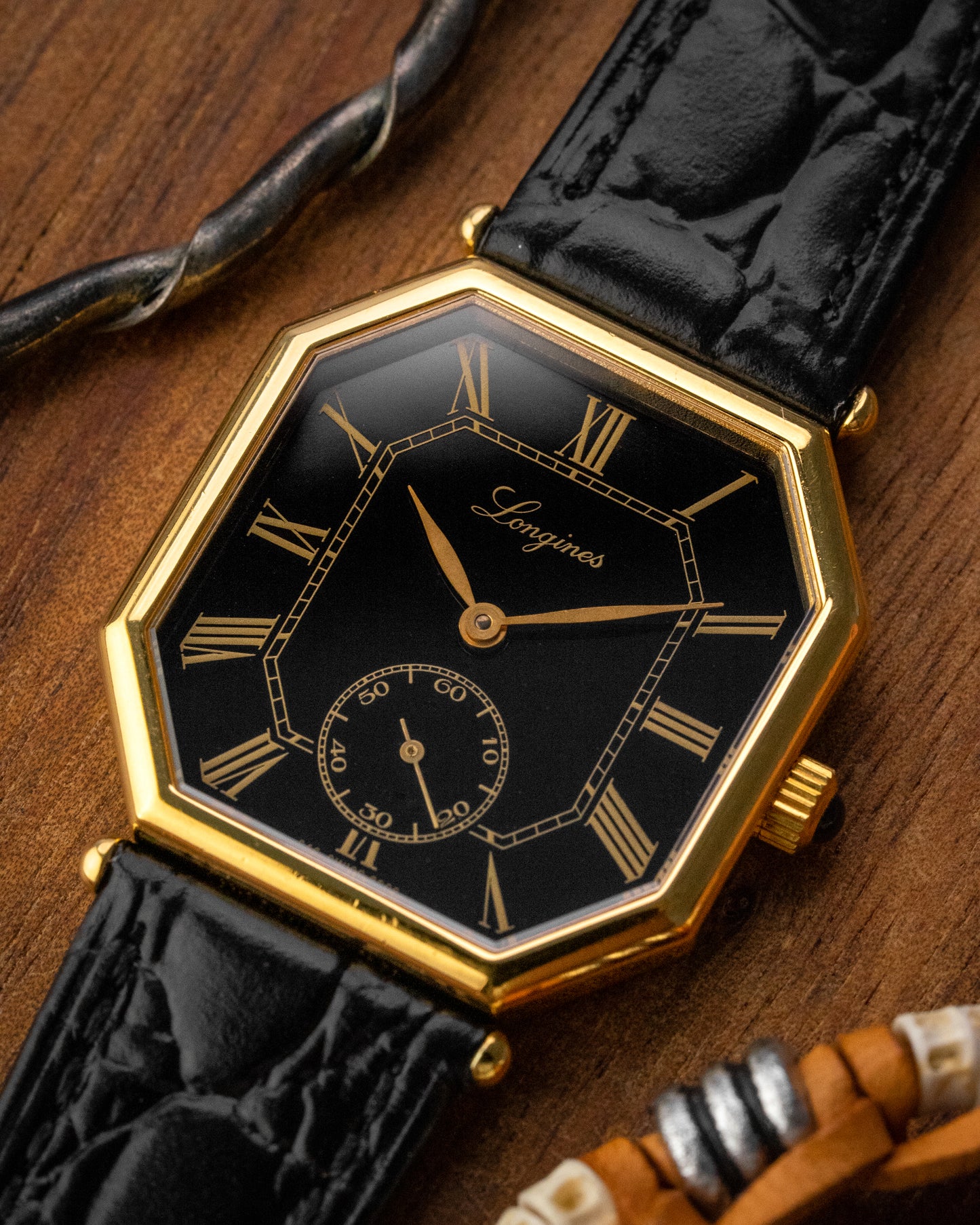 Longines Octagonal Black Roman dial Gold Ref. 3209 (Cal. 846.4)