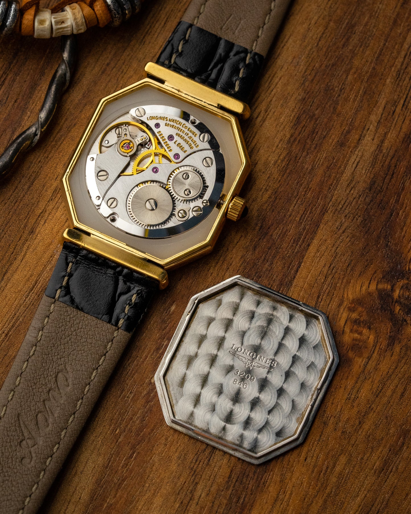 Longines Octagonal Black Roman dial Gold Ref. 3209 (Cal. 846.4)
