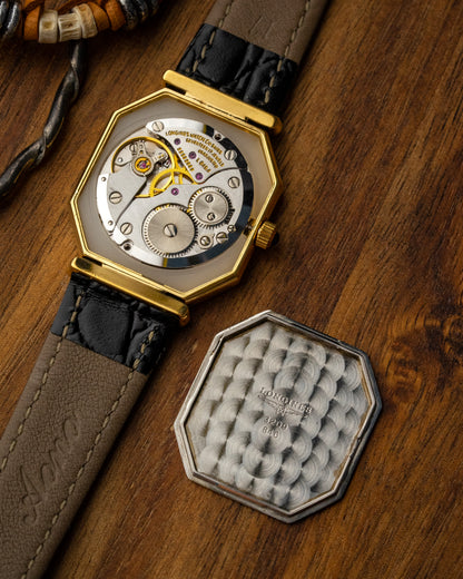 Longines Octagonal Black Roman dial Gold Ref. 3209 (Cal. 846.4)