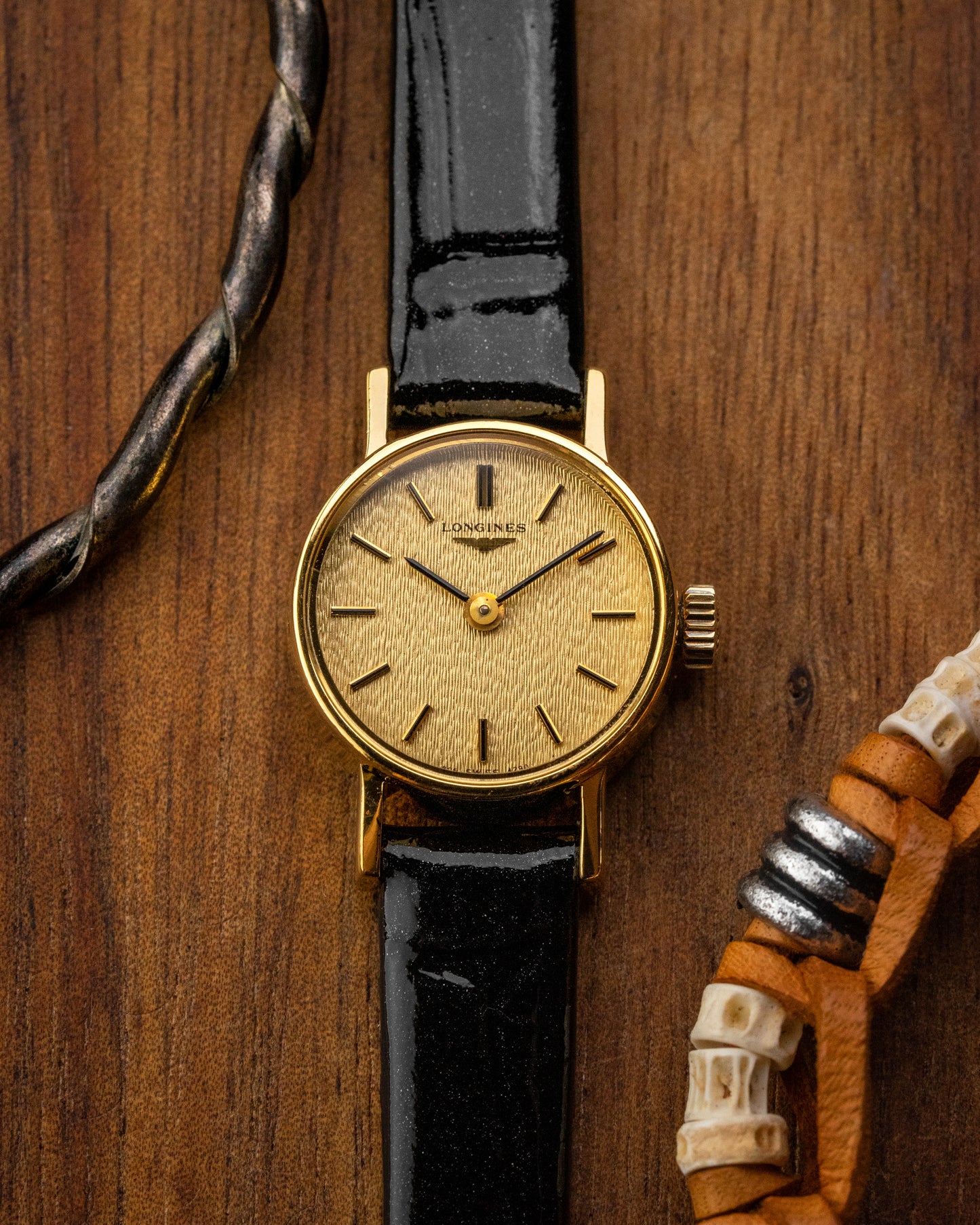 Longines Petite "Calatrava" Birch dial Gold Ref. 4290 (Cal. 5602)