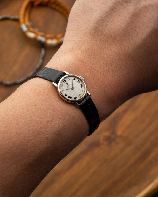 Corum Petite "Calatrava" Linen Roman dial Ref. 16183