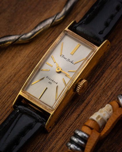 Seiko Fine "Tank style" Gold Ladies