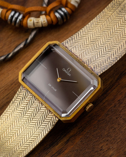 Omega De Ville “Cristallor” Emerald Woven Bracelet by Andrew Grima Ref. 5110379 (Cal. 625)