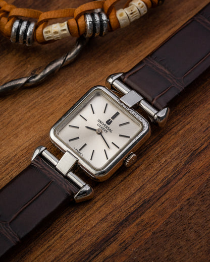 Universal Geneve Square “Convertible Cow Horn Lugs” Ref. 811627 (Cal. 11)