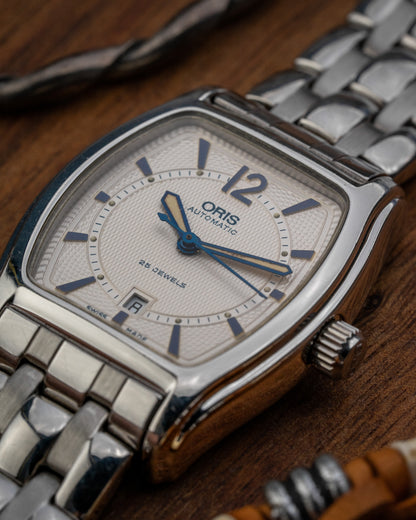 Oris Classic Tonneau Automatic Date Ref. 7483