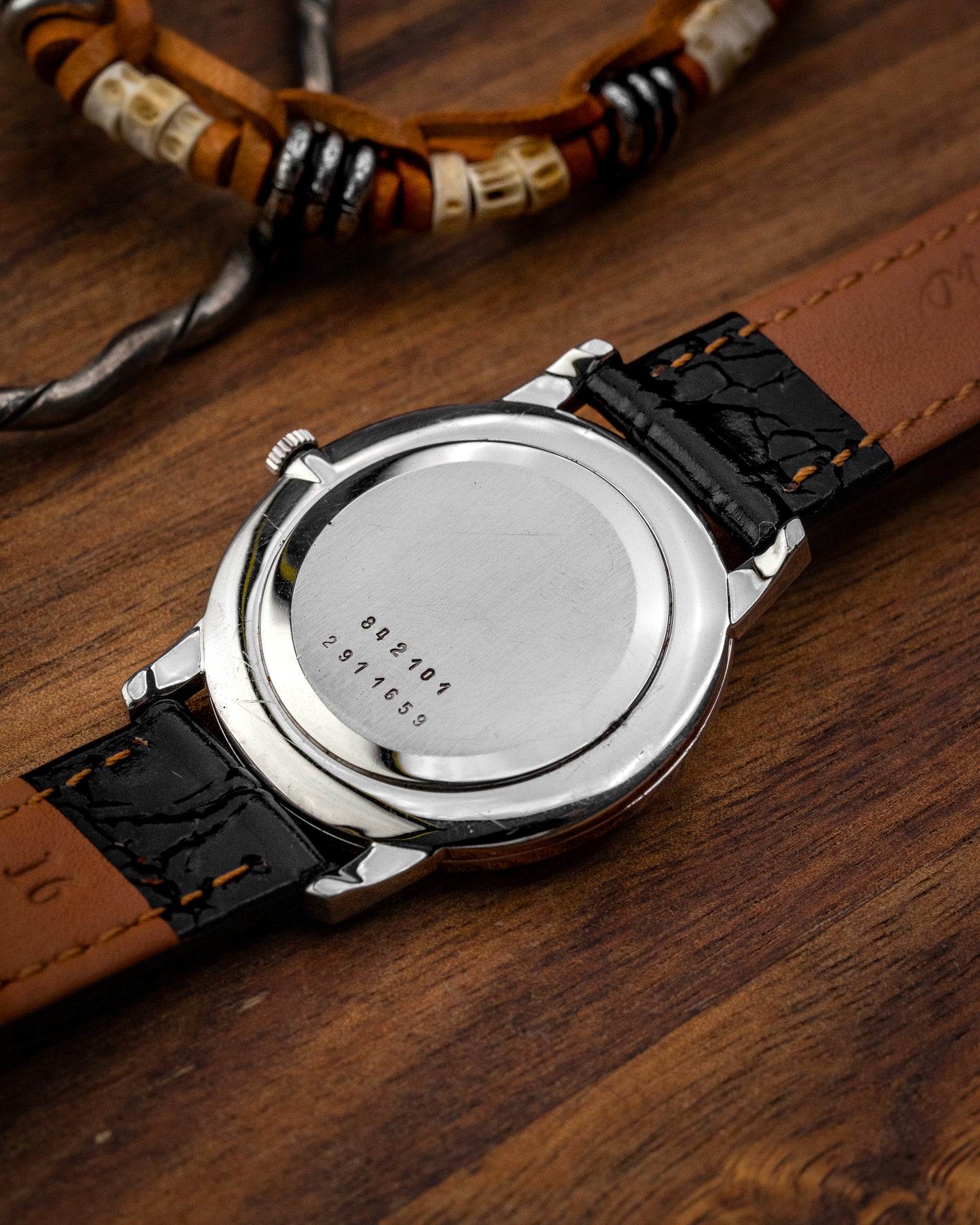 Universal Geneve "Ultra-Thin" Seal Script dial Ref. 842101 (Cal. 1-42)