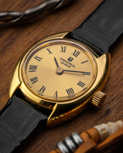 Universal Geneve C-shape Roman dial Gold Ladies Ref. 542682 (Cal. 1-42)