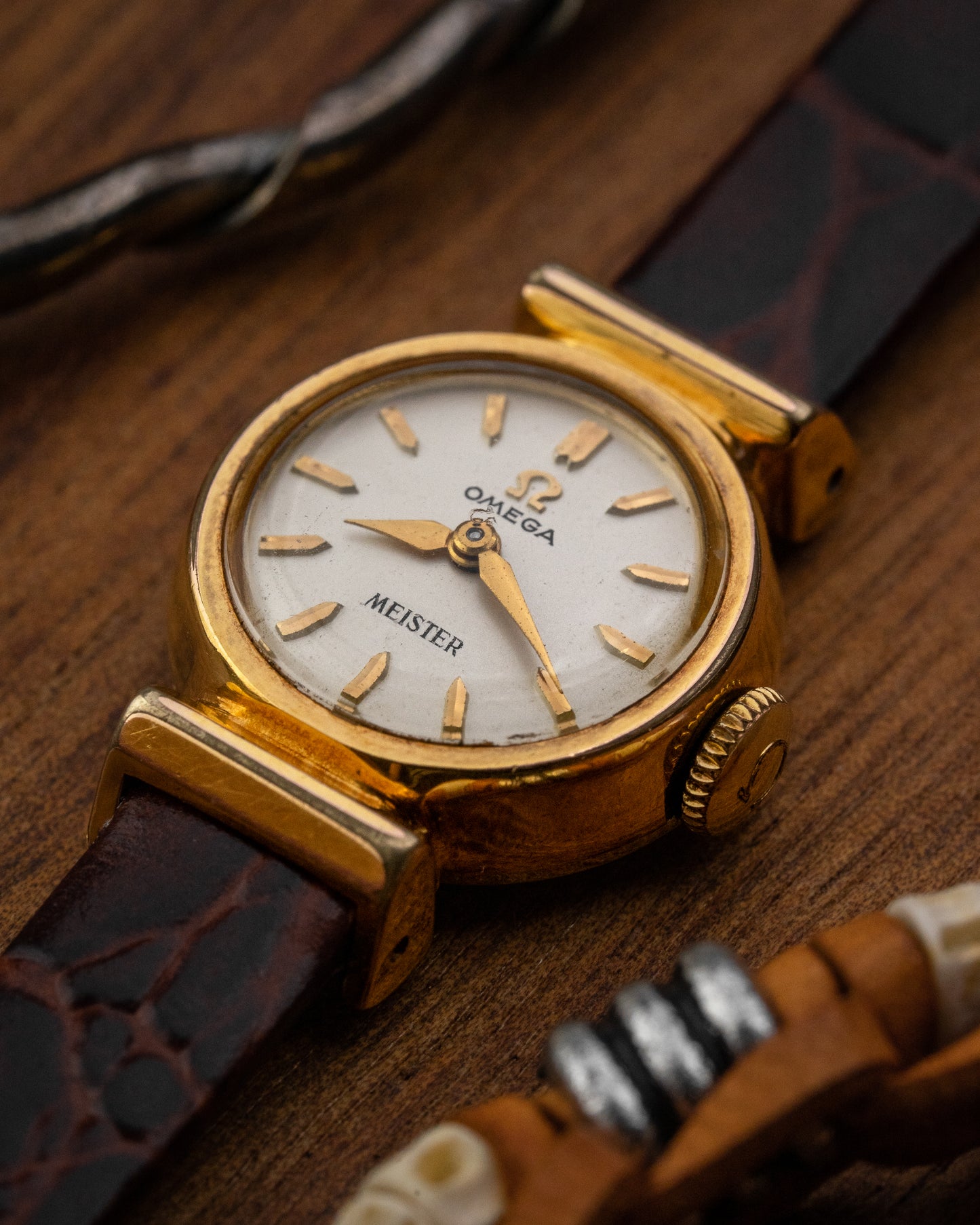 Omega Petite “Meister” Gold Ladies Ref. 2963-6 (Cal. 483)